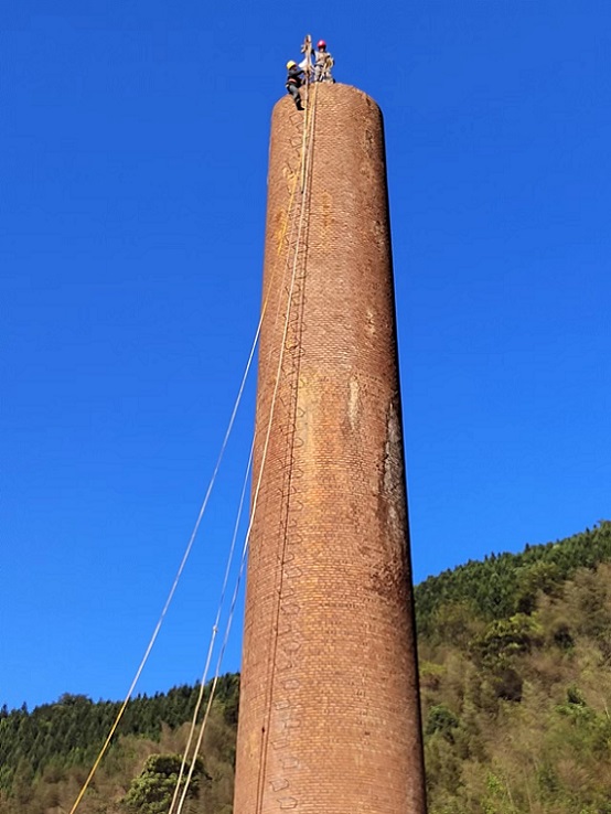 煙囪拆除公司技術雄厚 安全環保